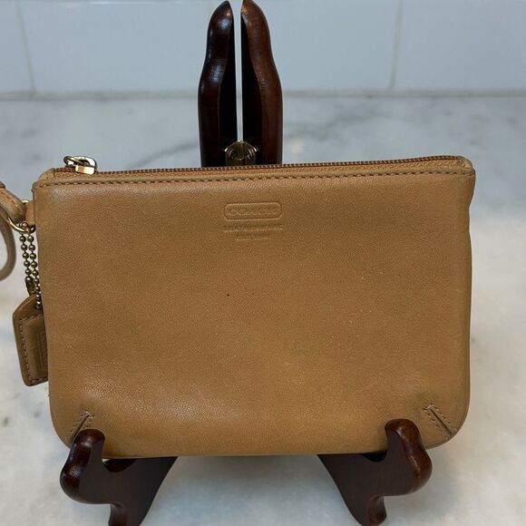 Coach Wristlet Bag Purse Smooth Leather tan Wallet Pouch Clutch - Picture 2 of 14